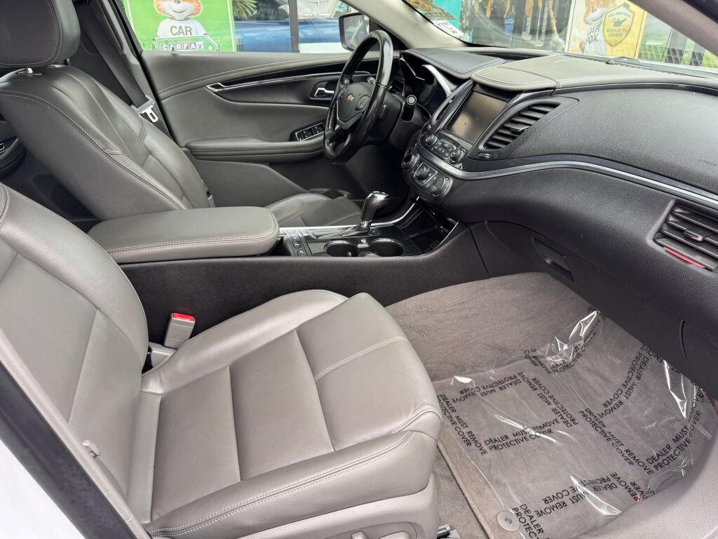 Used 2018 Chevrolet Impala LT image 15