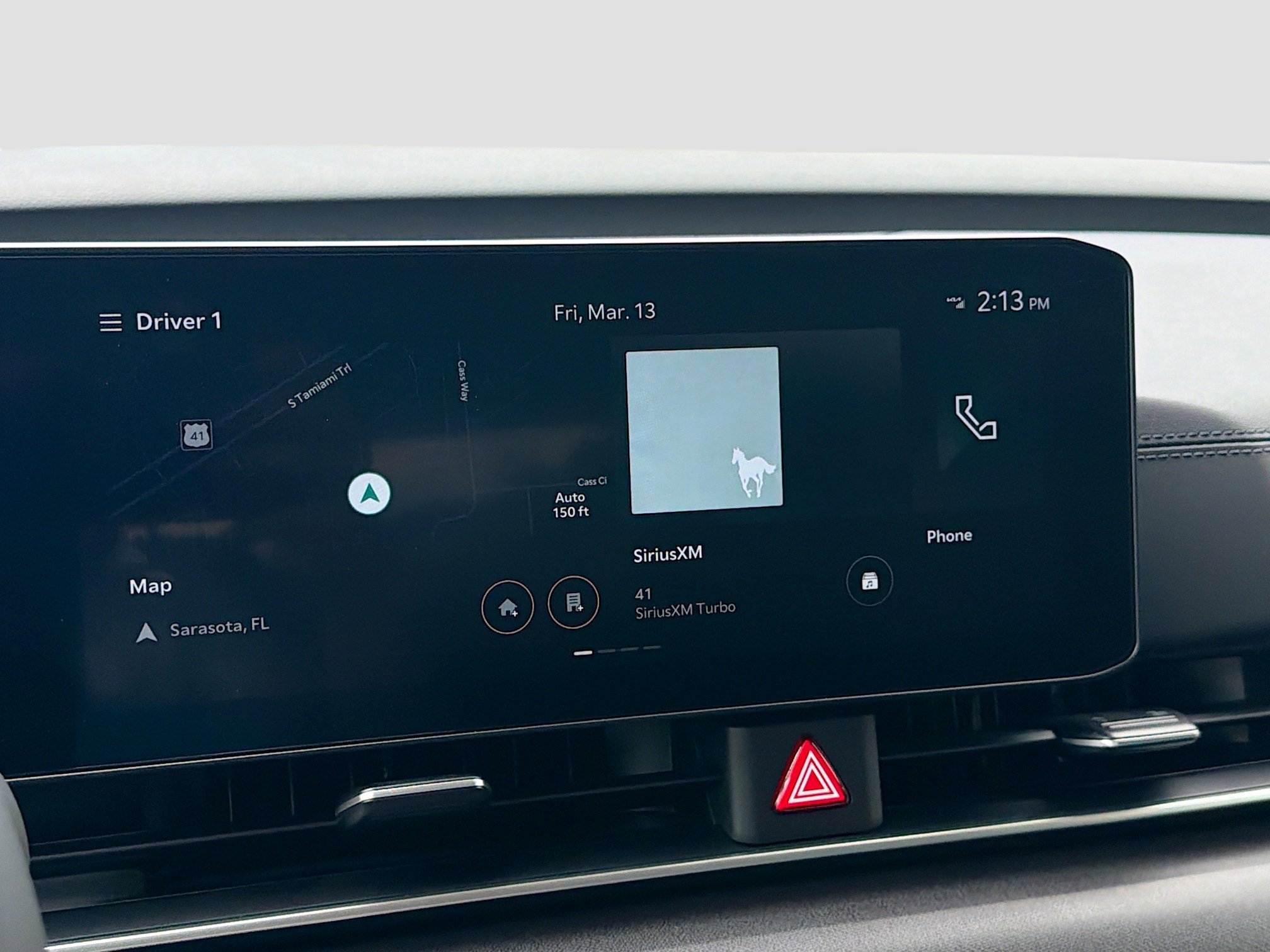 Used 2025 Kia Carnival EX image 32