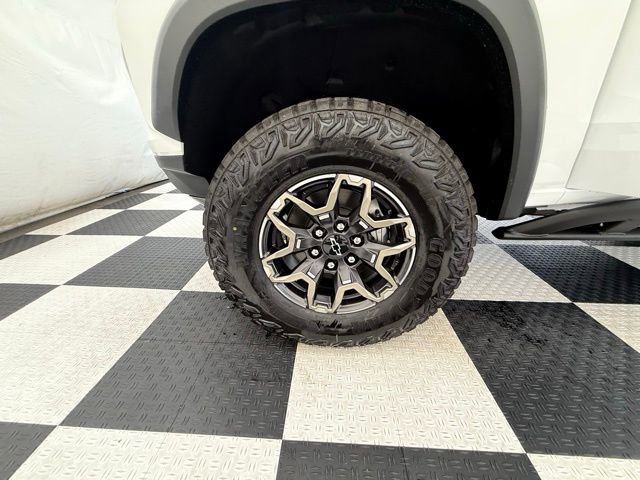 New 2026 Chevrolet Colorado ZR2 image 10
