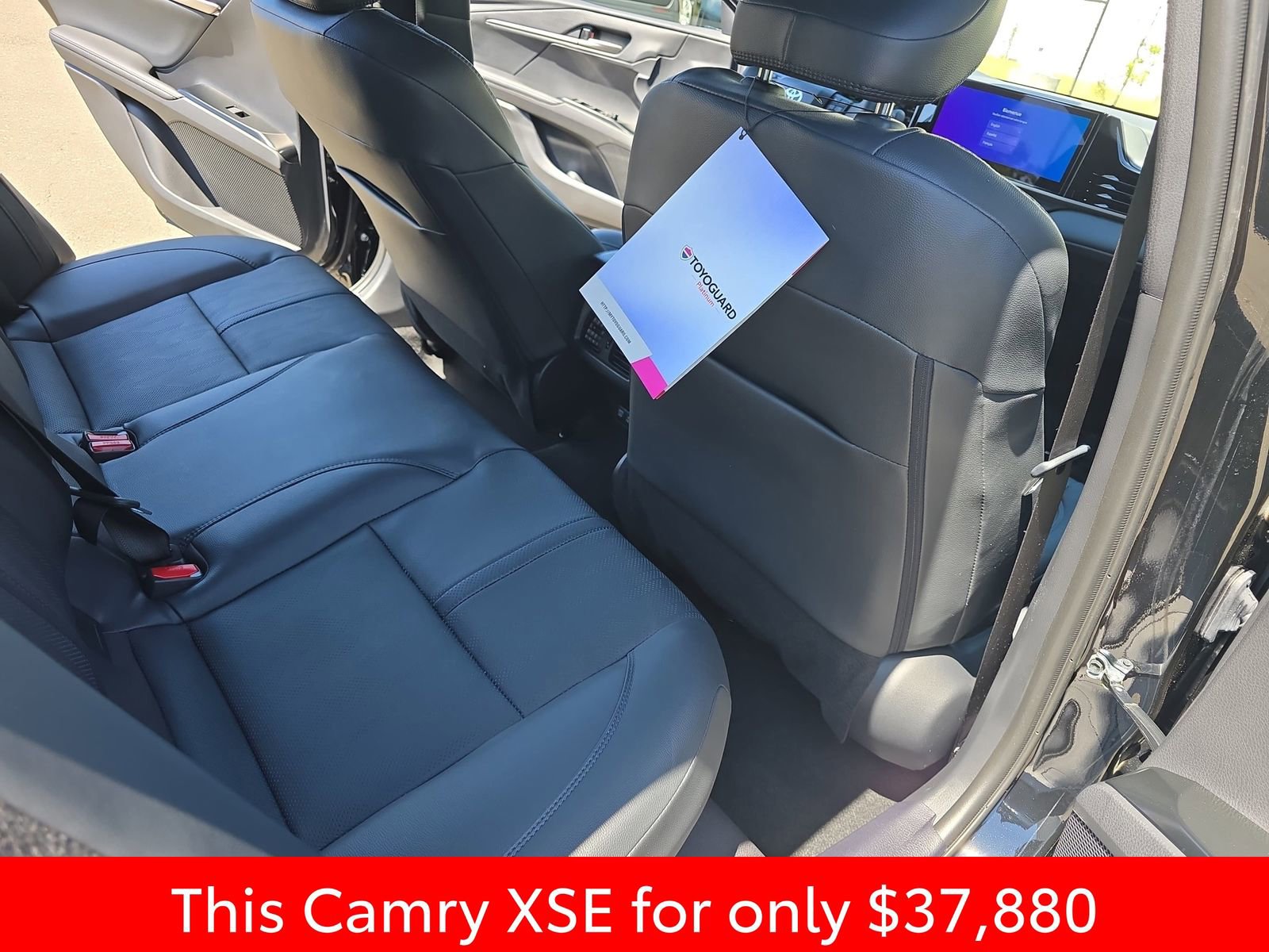 Used 2025 Toyota Camry XSE FWD image 17