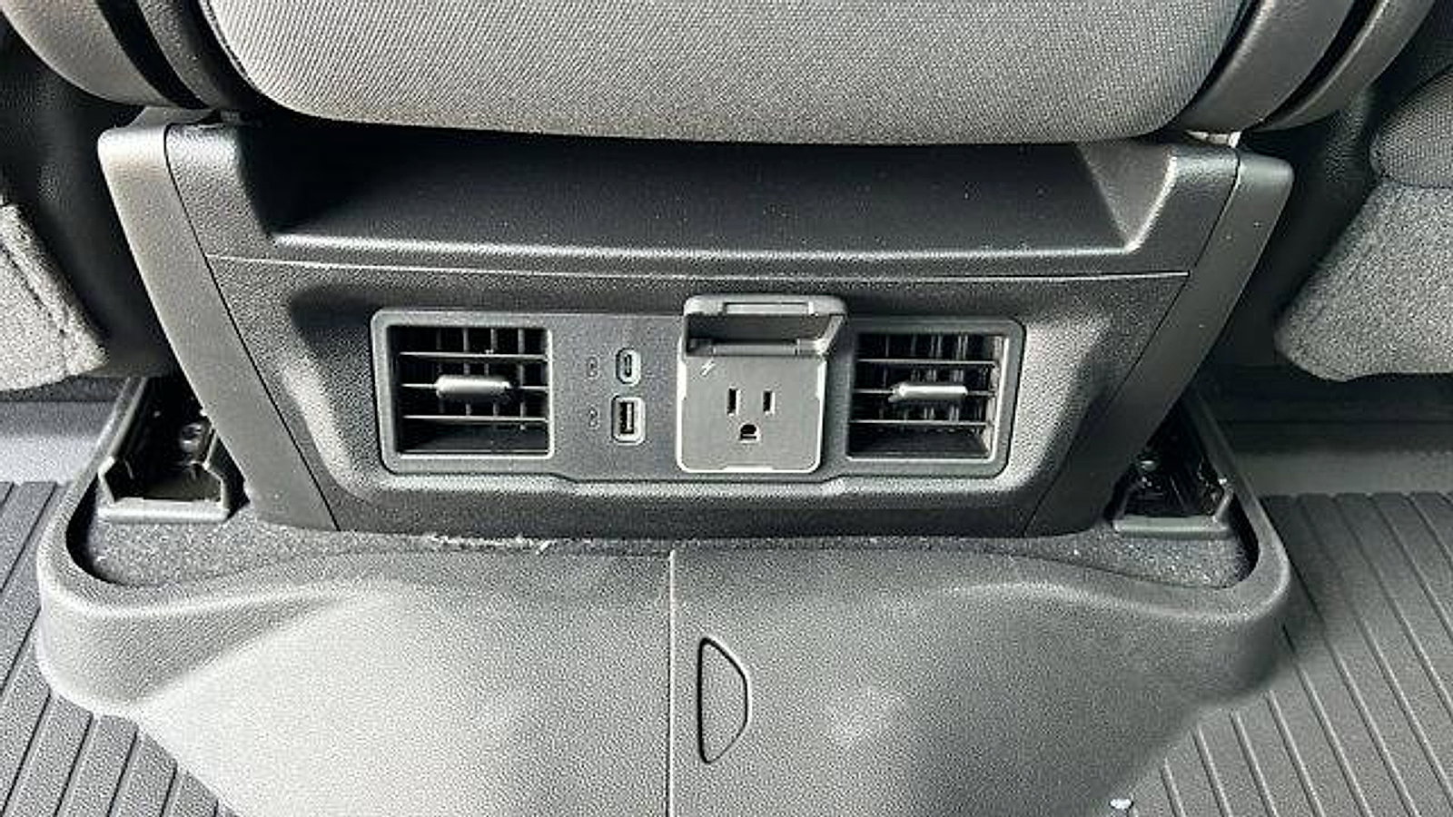 New 2026 Chevrolet Silverado 1500 LT w/ All Star Edition Plus image 14