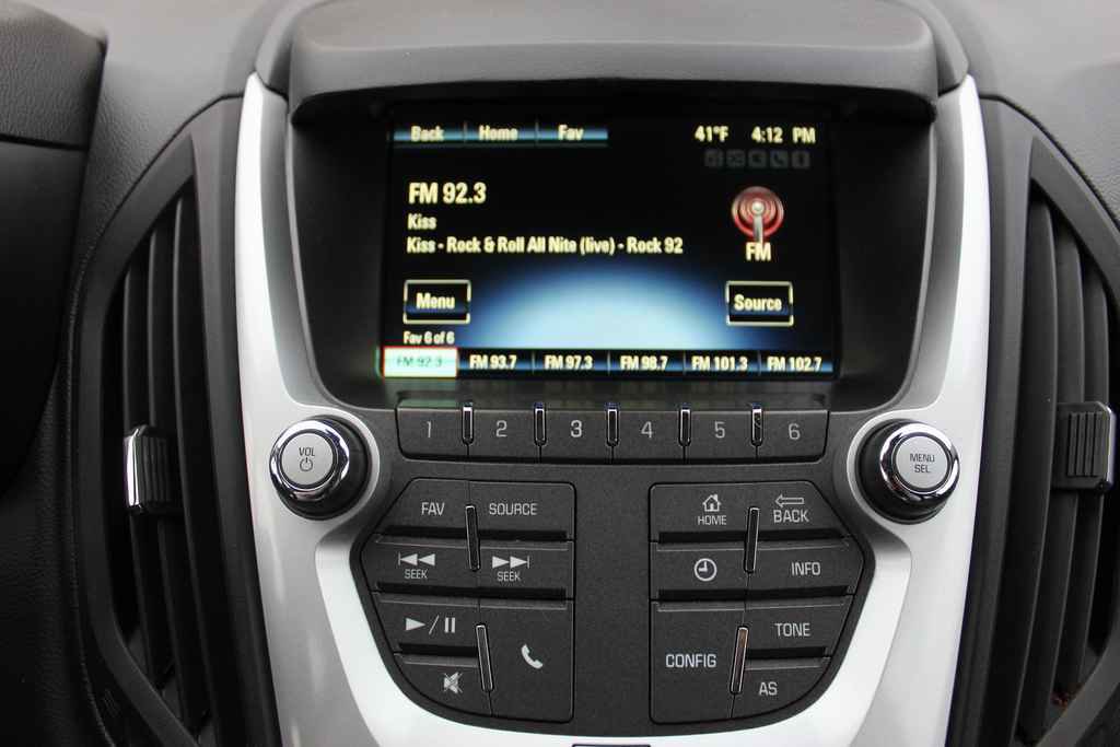 Used 2017 Chevrolet Equinox LT w/ Convenience Package image 17