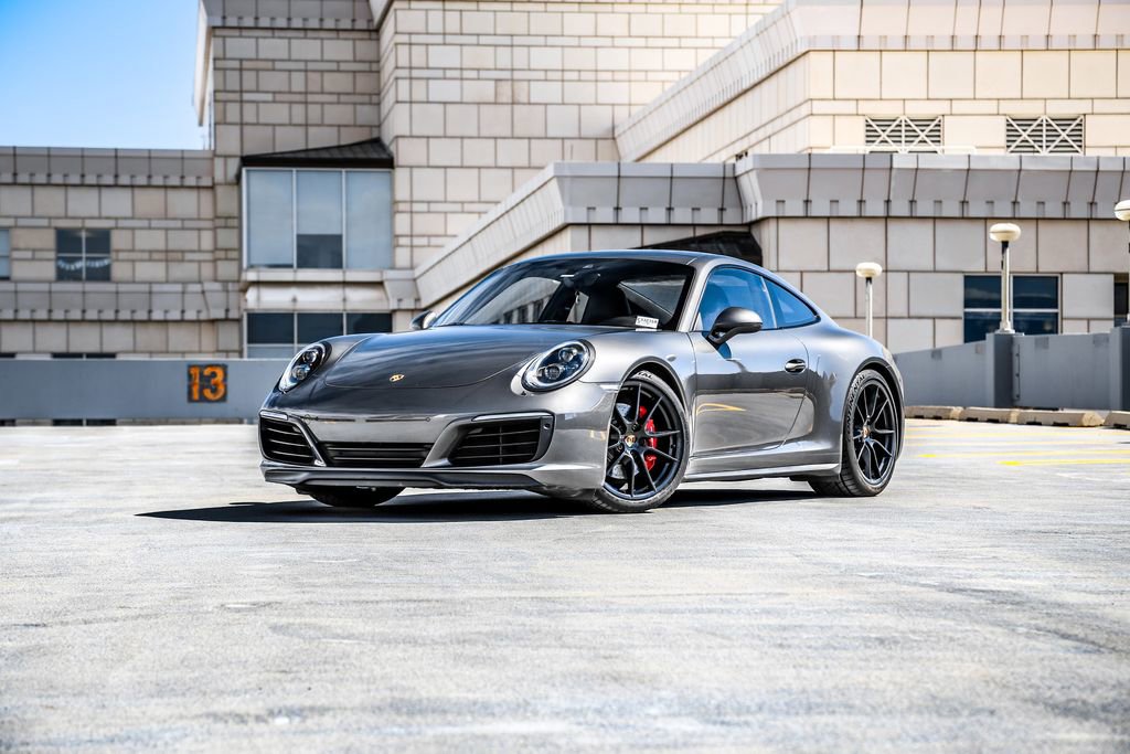 Used 2017 Porsche 911 Carrera 4S image 1