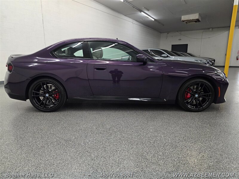 Used 2024 BMW 230i Coupe w/ Premium Package RWD image 11