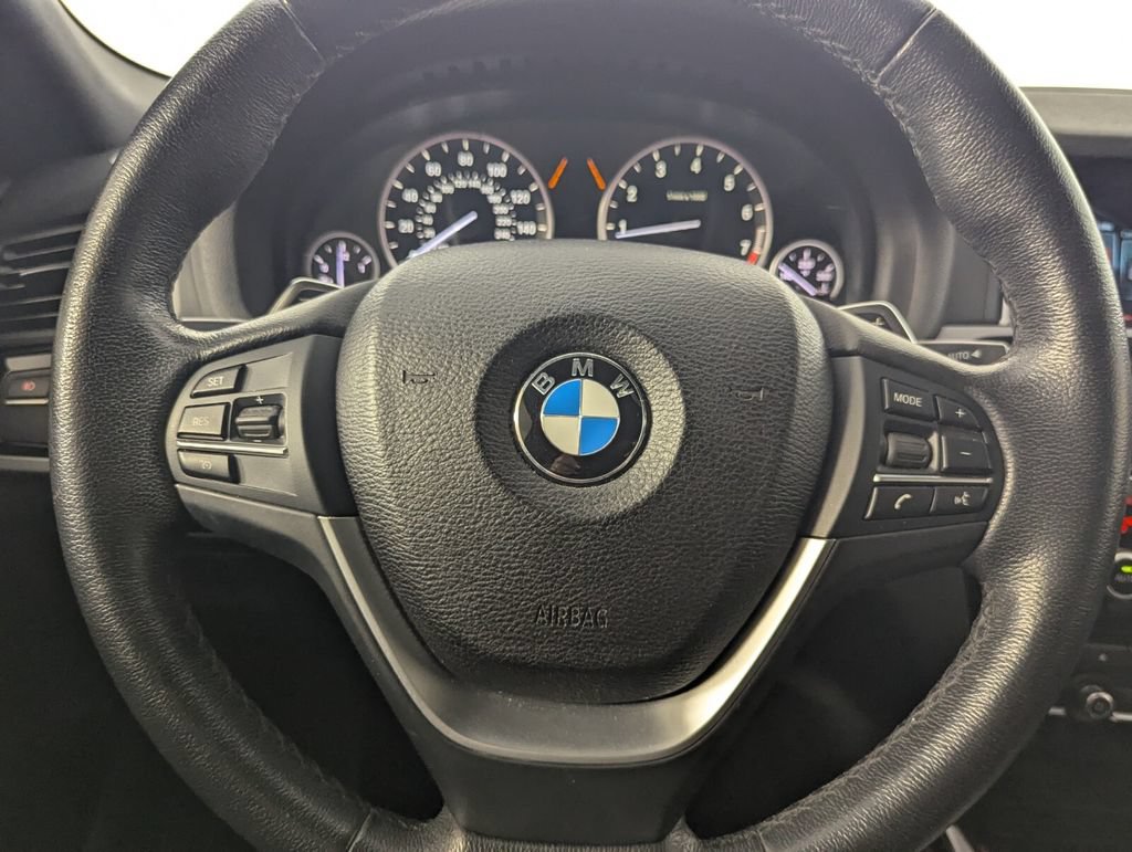Used 2018 BMW X4 xDrive28i AWD/4WD image 16