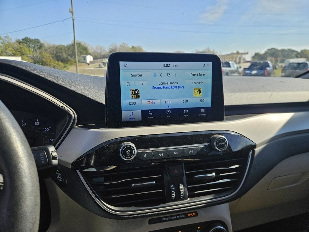 Used 2020 Ford Escape SEL image 11