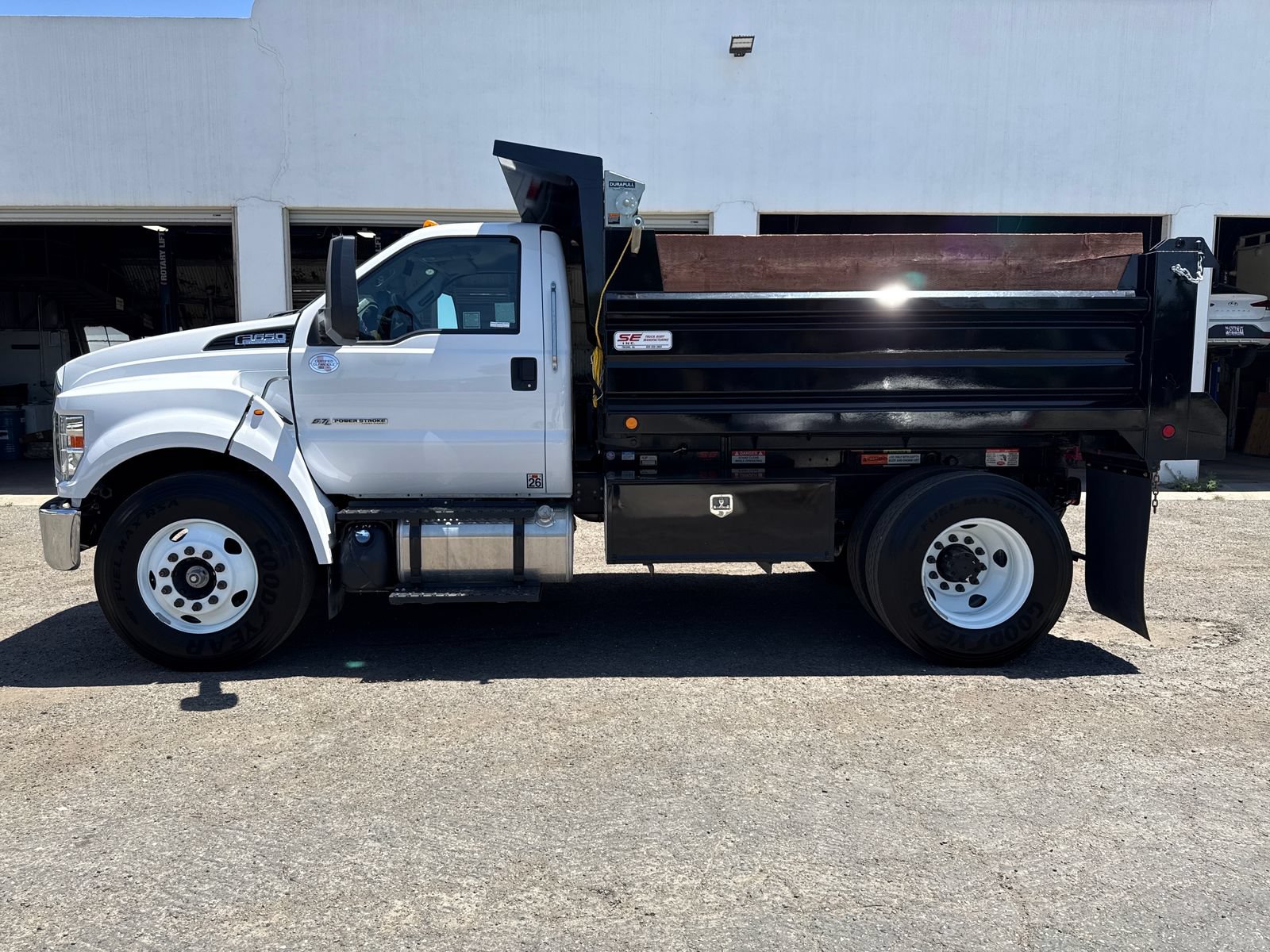 Used 2023 Ford F650 2WD Regular Cab Super Duty video 2
