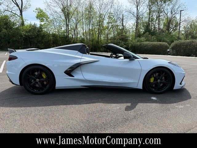 Used 2022 Chevrolet Corvette Stingray Premium Conv w/ Z51 Performance Package RWD image 4