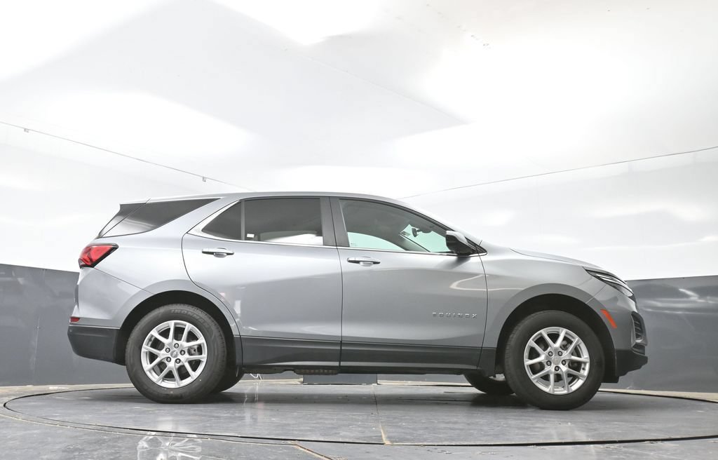 Used 2024 Chevrolet Equinox LT AWD/4WD image 53