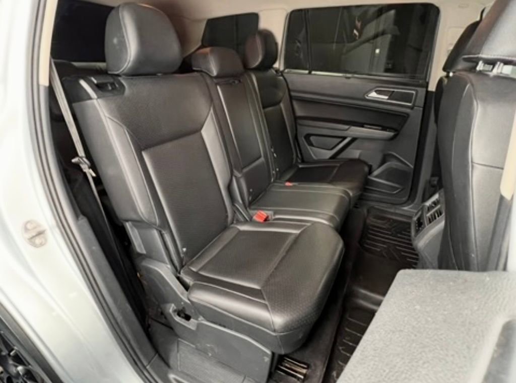 Used 2018 Volkswagen Atlas SEL AWD/4WD image 25