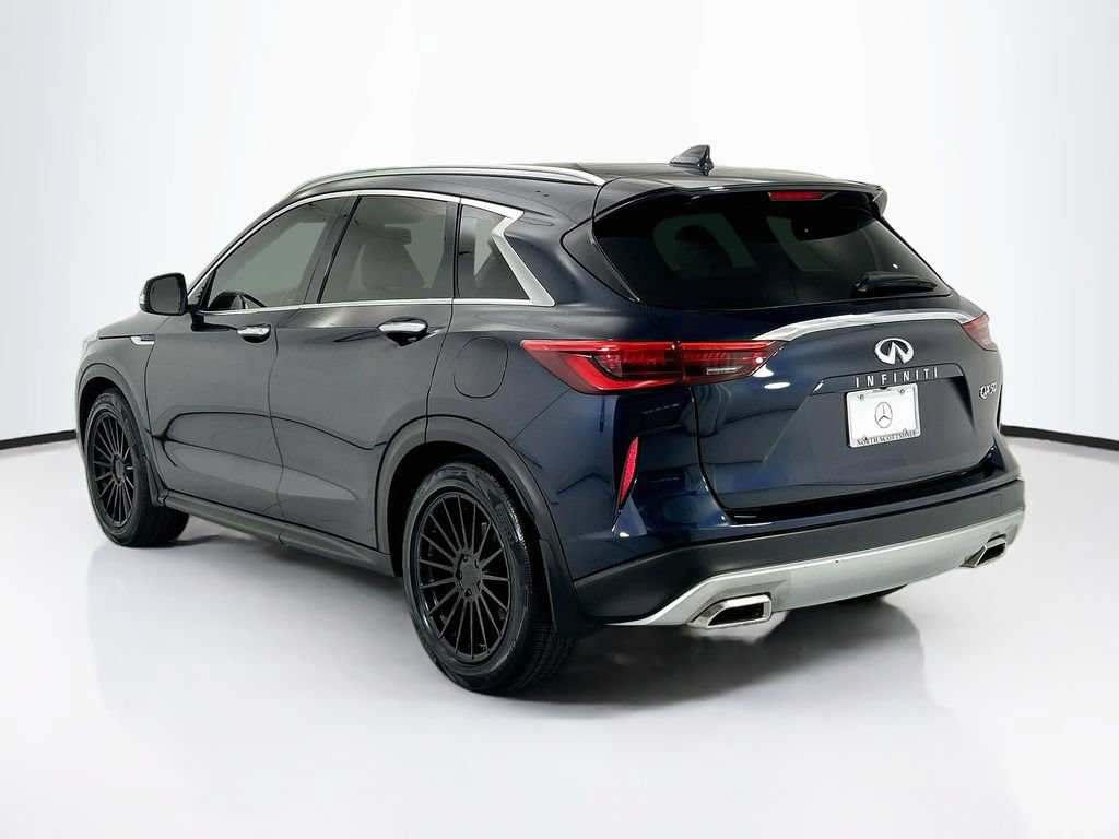Used 2019 INFINITI QX50 Luxe w/ Navigation Package FWD image 7