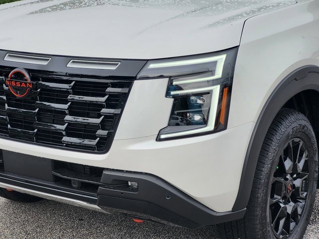 New 2025 Nissan Armada PRO-4X w/ Pro-4X Premium Package image 9
