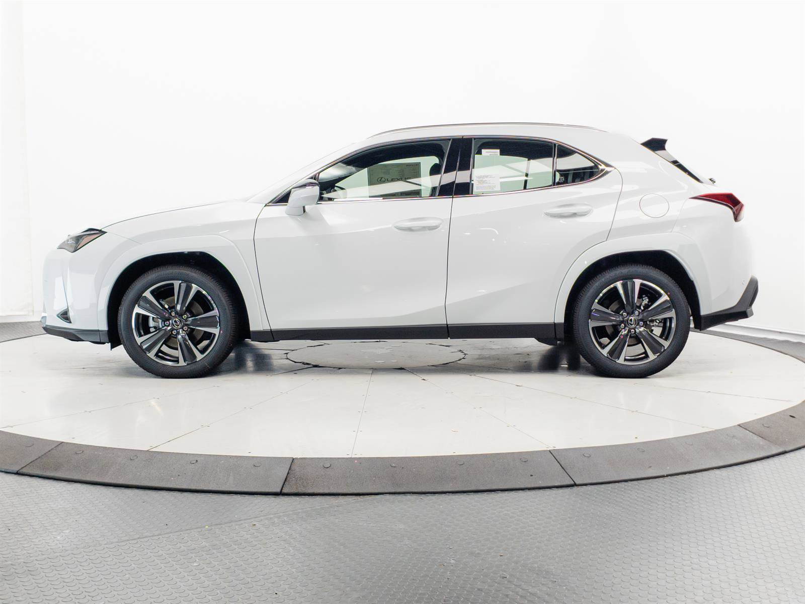 New 2026 Lexus UX 300h AWD image 8