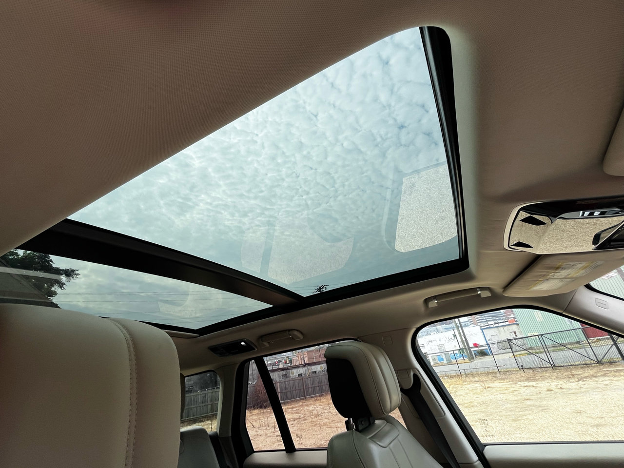 Used 2019 Land Rover Range Rover HSE image 75