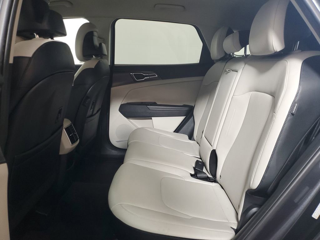 Used 2024 Kia Sportage EX image 24