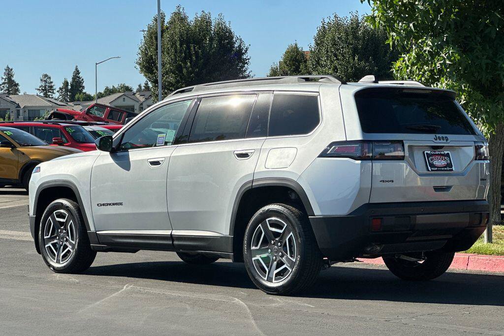 New 2026 Jeep Cherokee Laredo AWD/4WD image 6