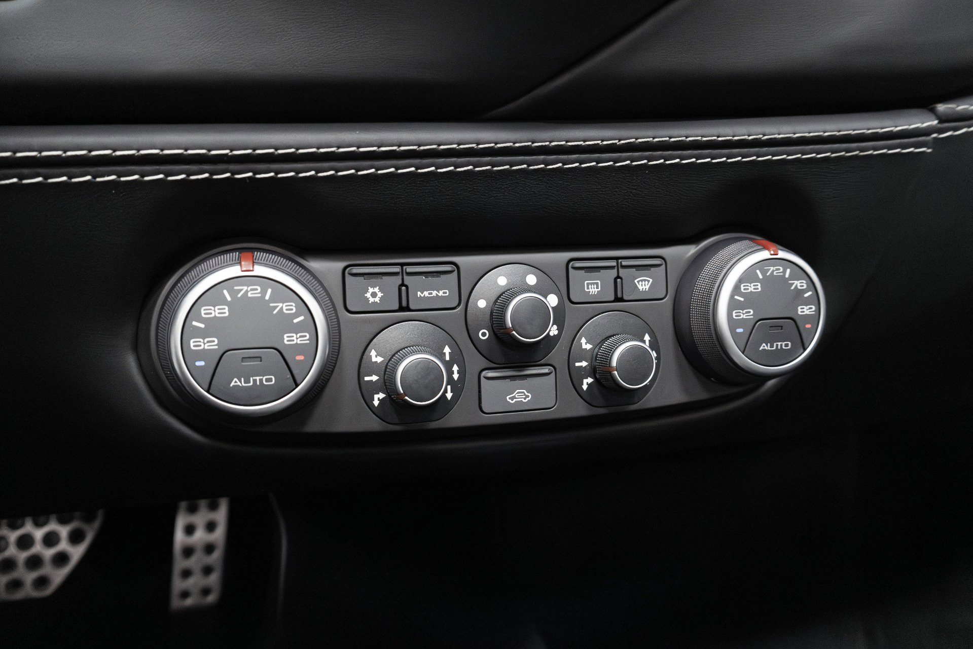 Used 2016 Ferrari 488 Spider image 74