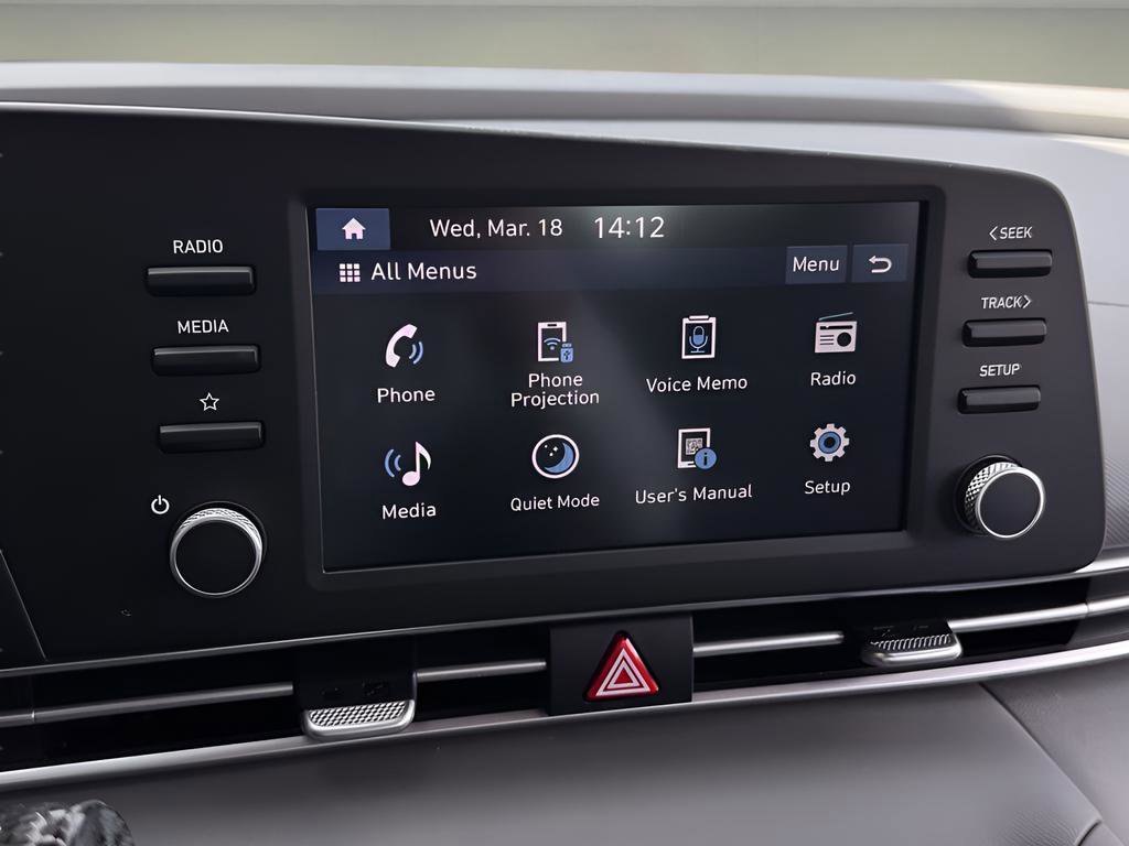 Used 2024 Hyundai Elantra SE FWD image 12