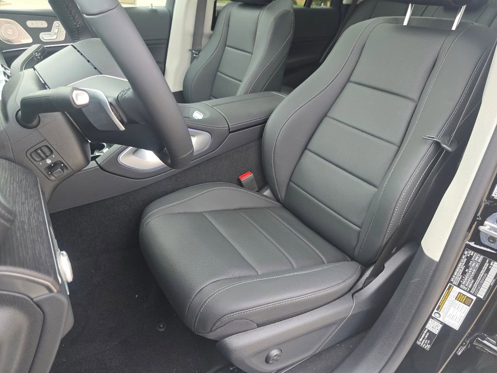New 2026 Mercedes-Benz GLS 450 4MATIC image 25