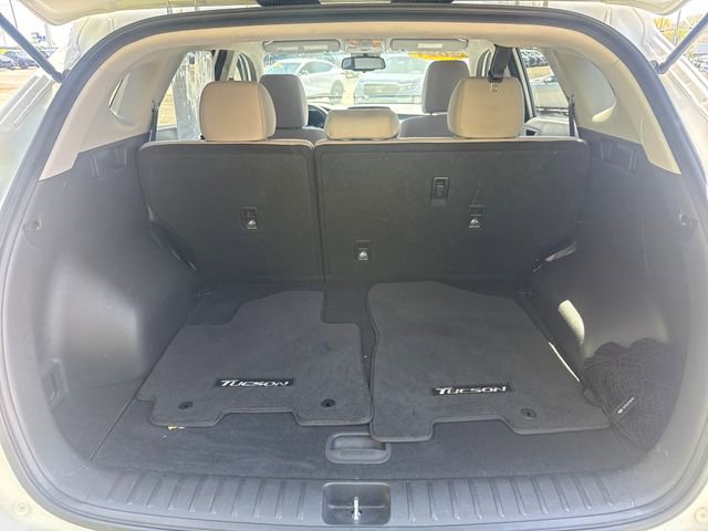Used 2021 Hyundai Tucson Value w/ Cargo Package image 21