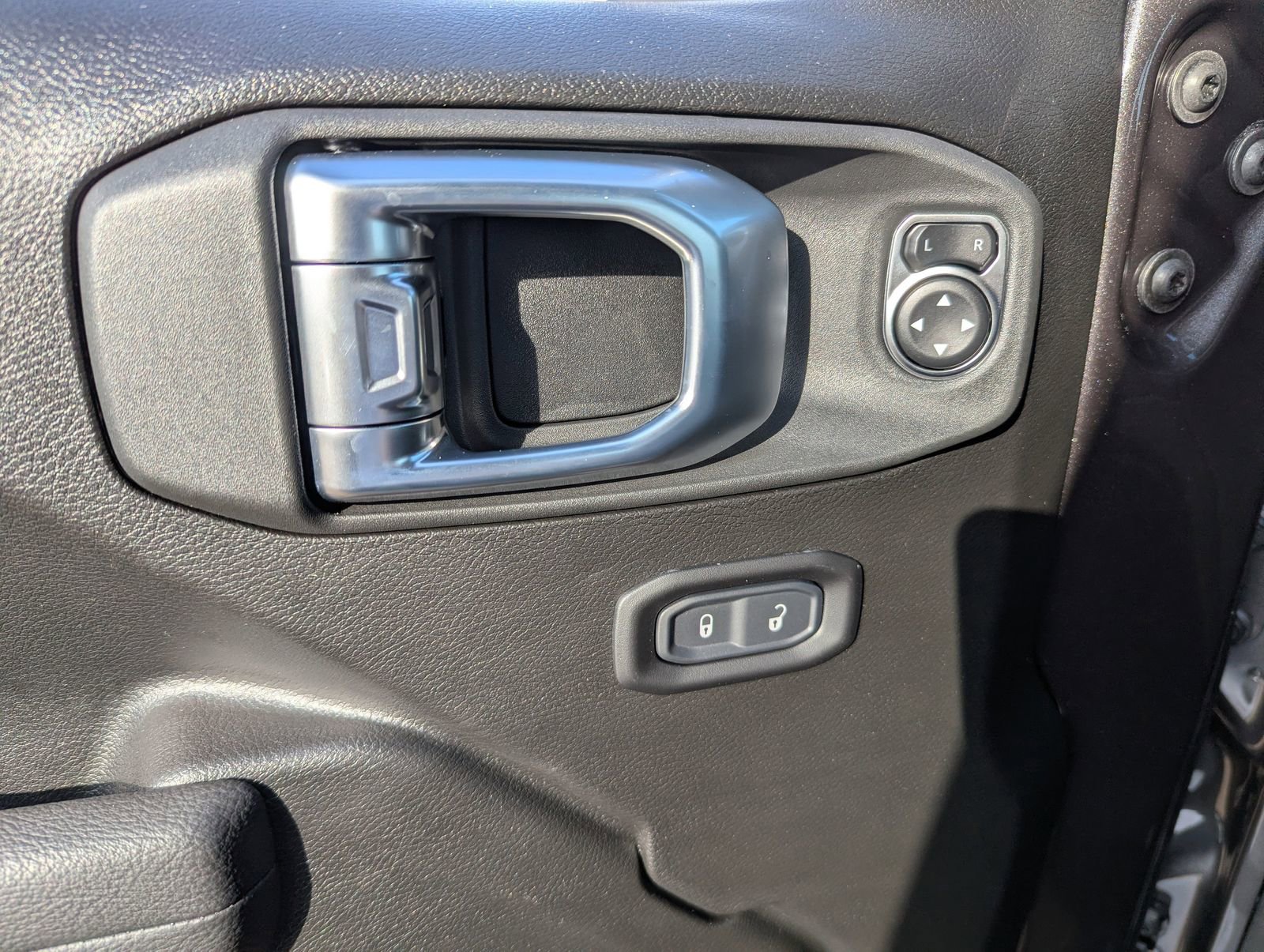 New 2026 Jeep Wrangler Sport S image 14