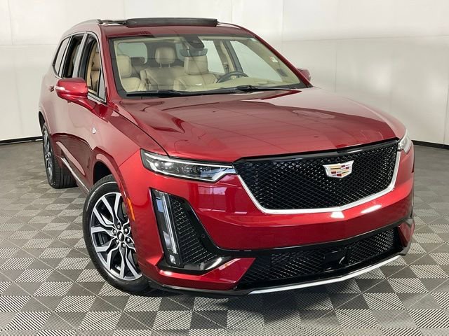 Used 2022 Cadillac XT6 Sport w/ Platinum Package image 39