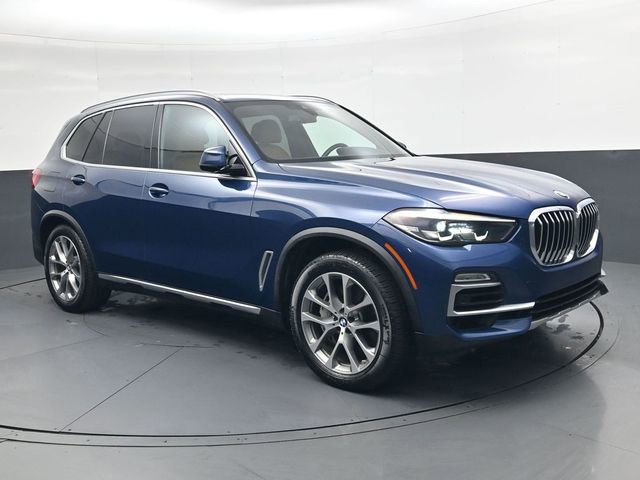 Used 2019 BMW X5 xDrive50i w/ Premium Package 2 image 2