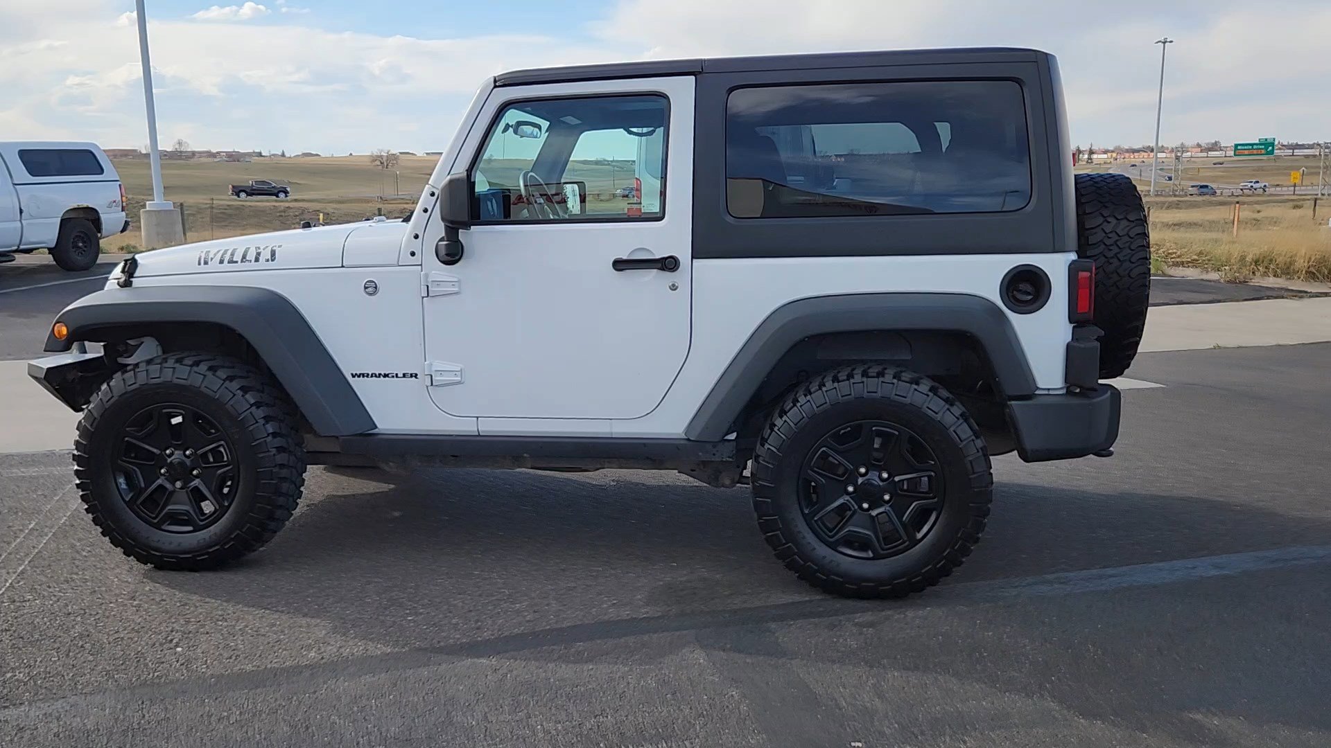 Used 2017 Jeep Wrangler Sport image 2