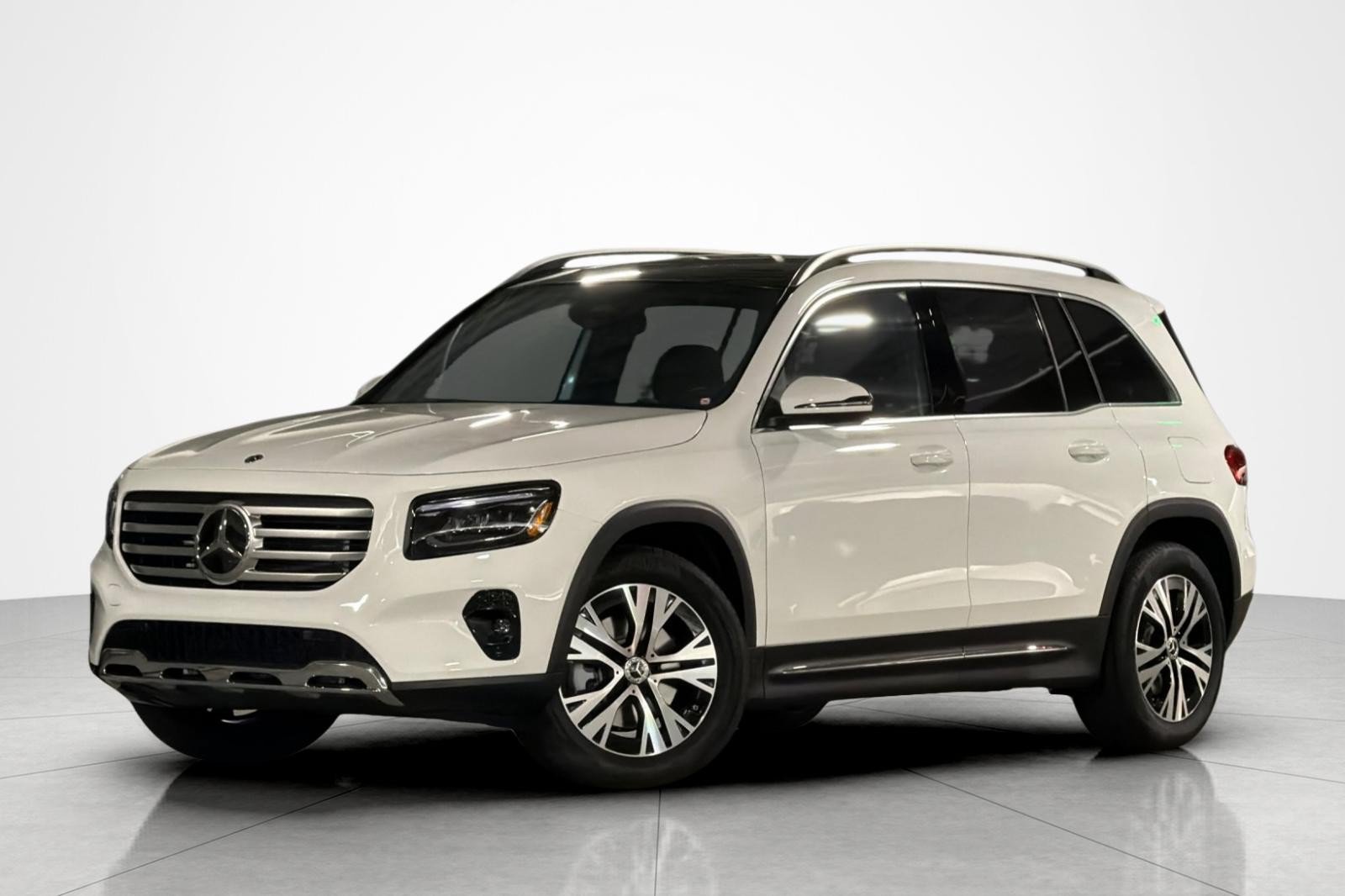 New 2026 Mercedes-Benz GLB 250