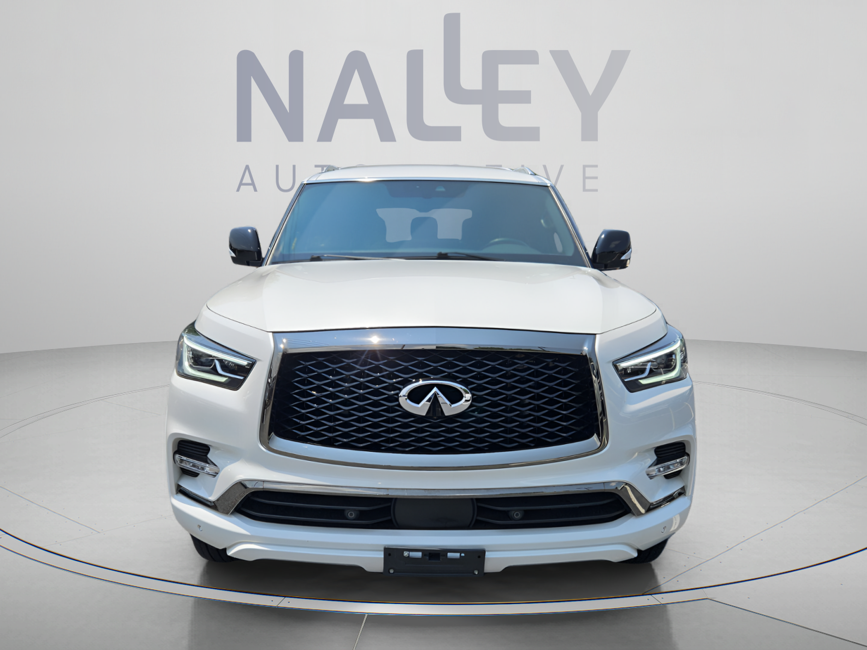 Used 2024 INFINITI QX80 Sensory AWD/4WD image 8