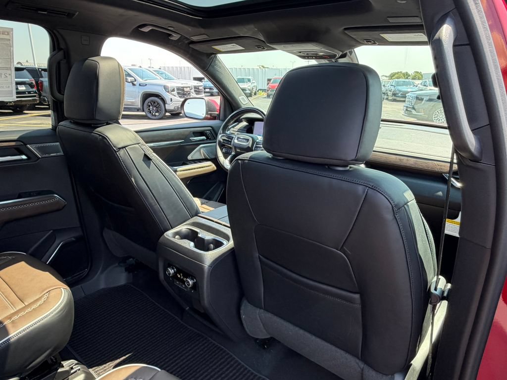 New 2026 GMC Acadia Denali Ultimate AWD/4WD image 16
