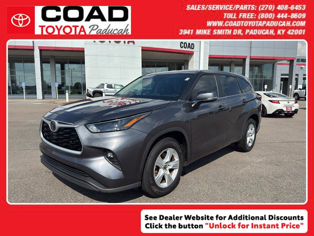 Used 2023 Toyota Highlander LE image 1
