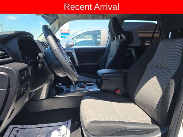 Used 2024 Toyota 4Runner SR5 AWD/4WD image 5
