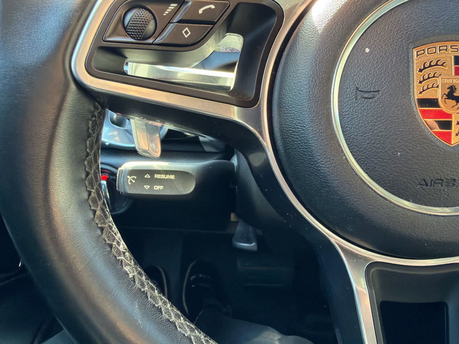 Used 2018 Porsche Cayenne Platinum Edition image 17