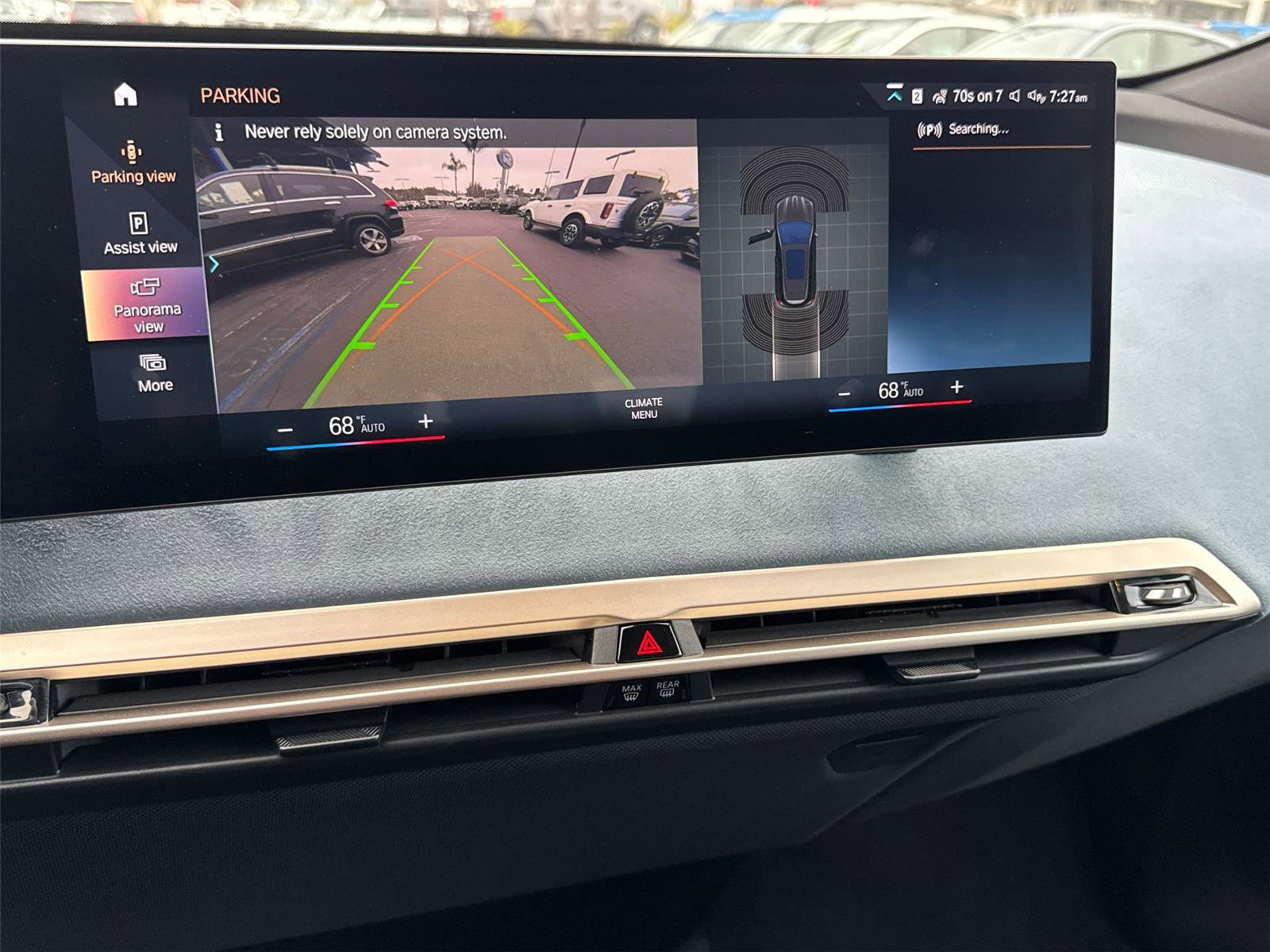 Used 2022 BMW iX xDrive50 w/ Dynamic Handling Package image 31