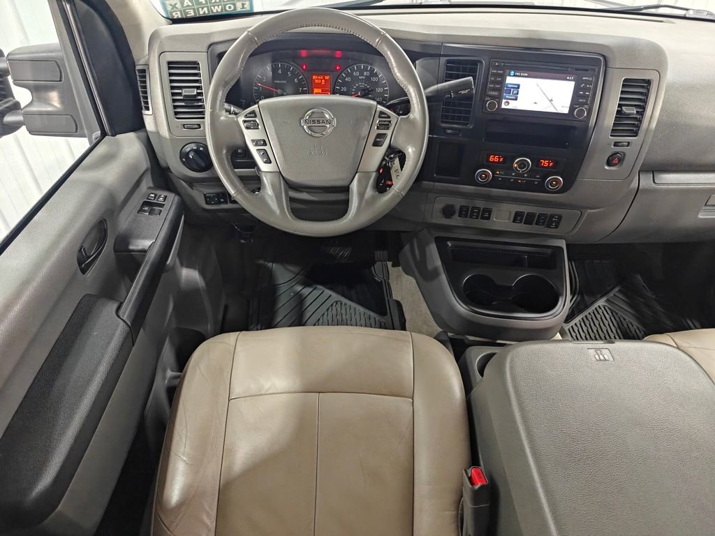 Used 2019 Nissan NV 3500 SL RWD image 3
