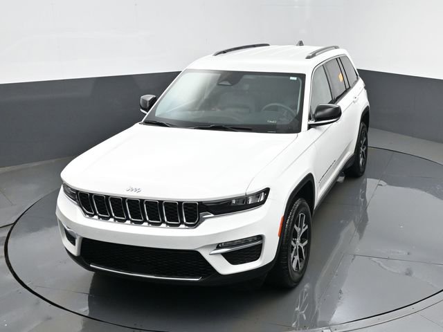 Used 2023 Jeep Grand Cherokee Limited image 23