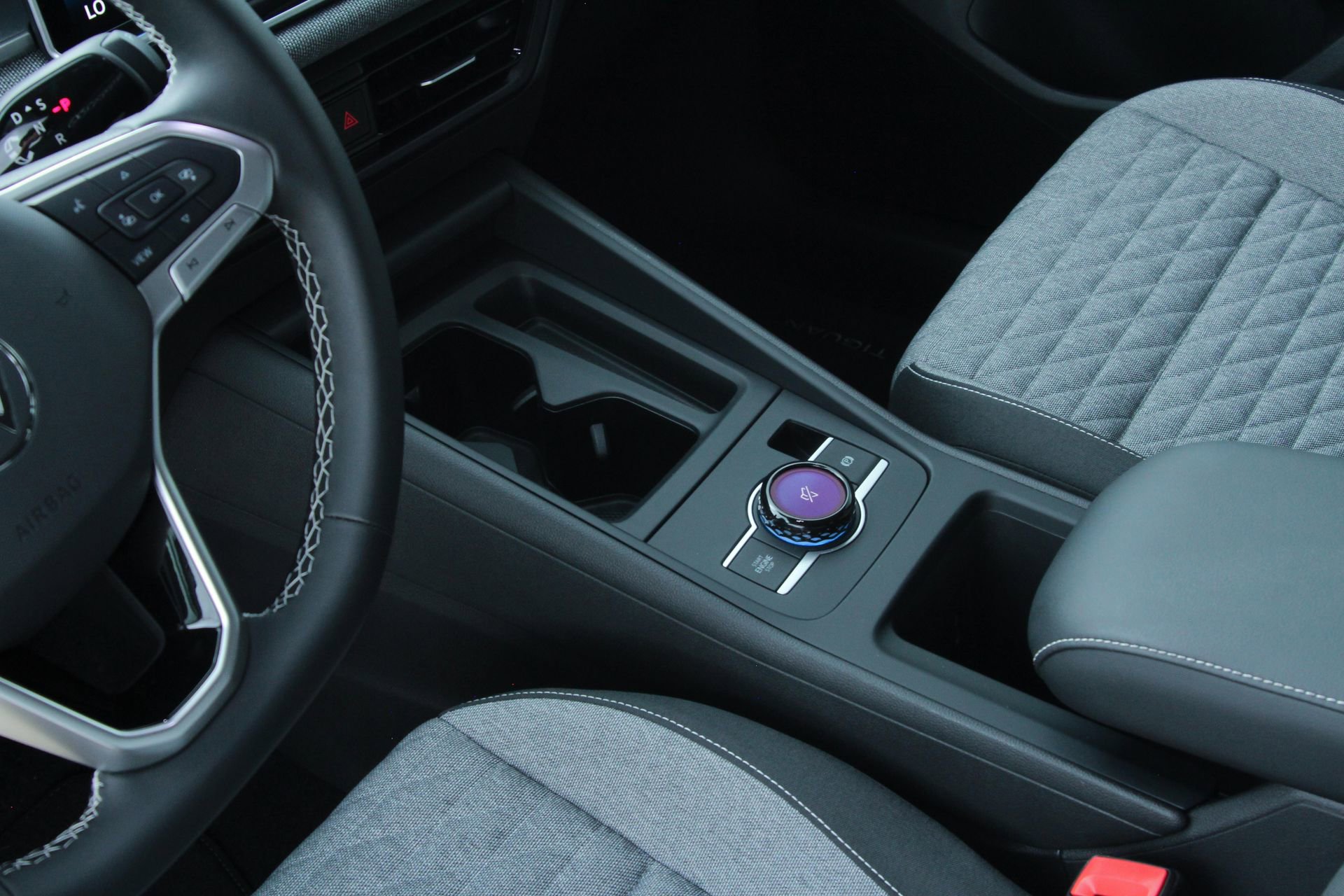 Certified 2025 Volkswagen Tiguan S image 10