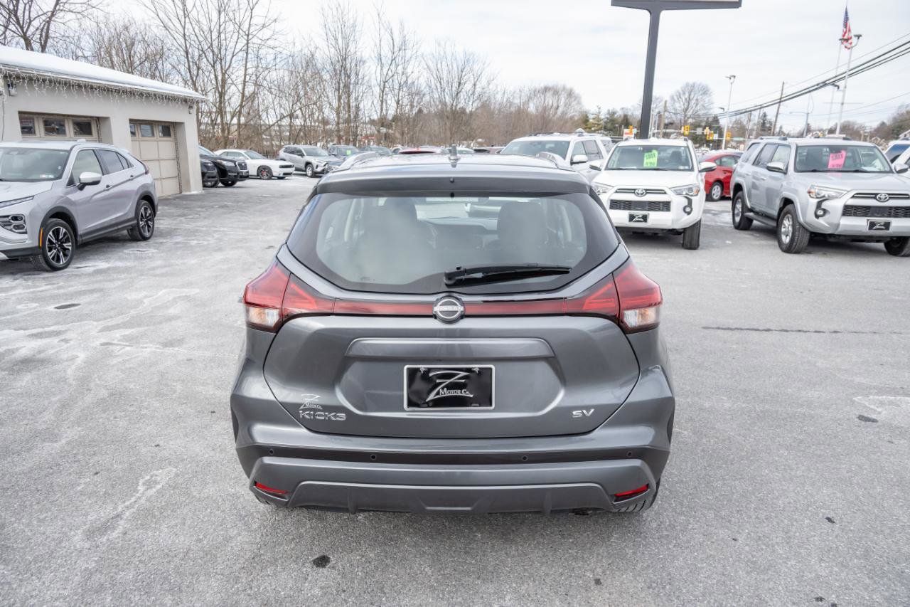 Used 2024 Nissan Kicks SV FWD image 10