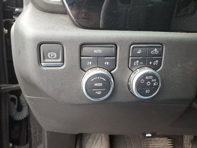 Used 2022 GMC Sierra 1500 SLT w/ SLT Convenience Package image 22