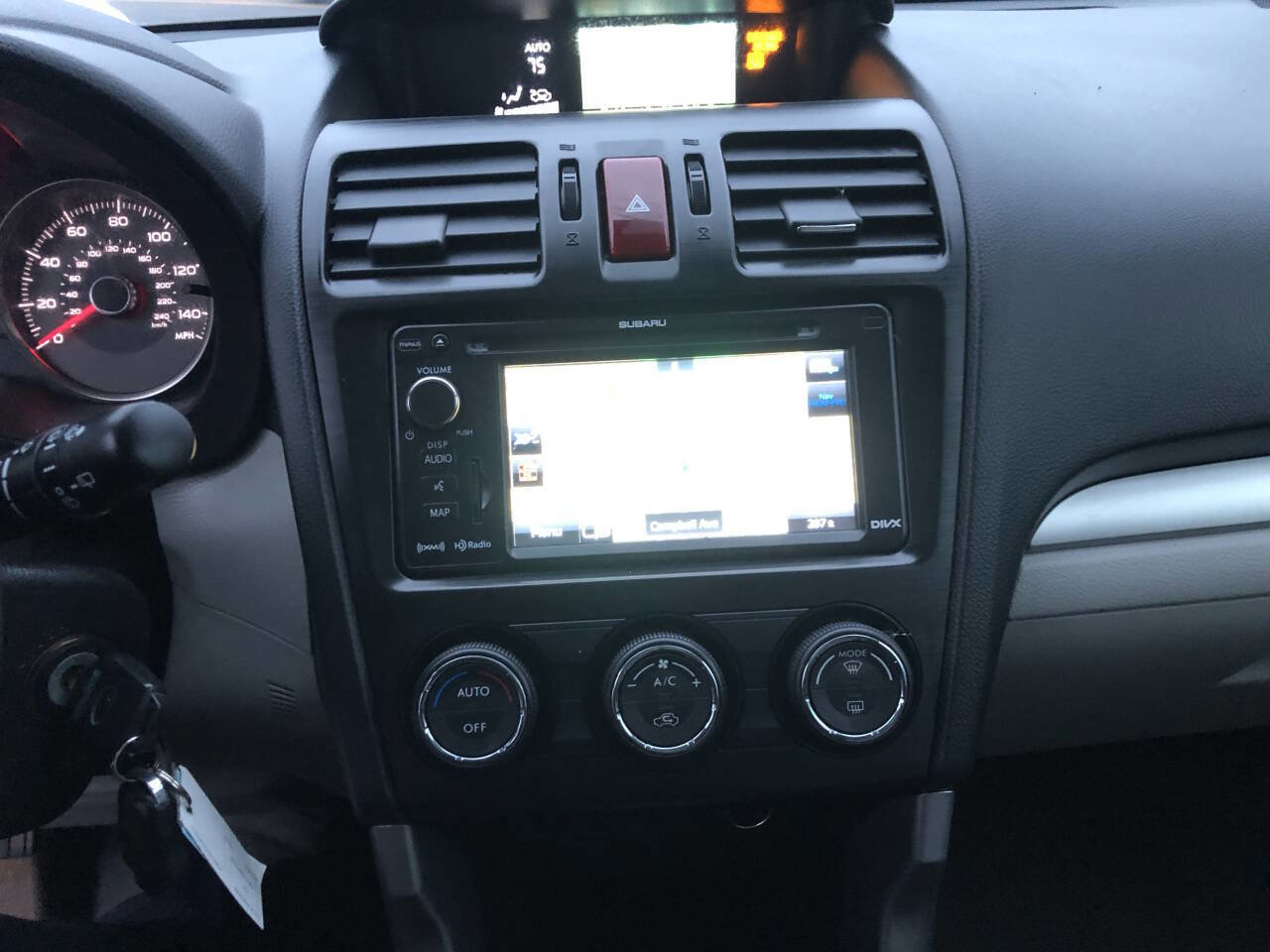 Used 2015 Subaru Forester 2.5i Limited image 14