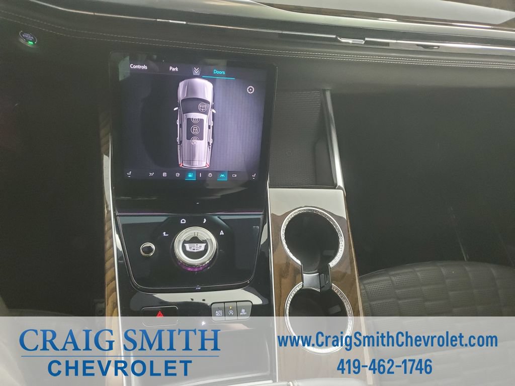 Used 2025 Cadillac Escalade Sport Platinum w/ LPO, Floor Liner Package AWD/4WD image 49