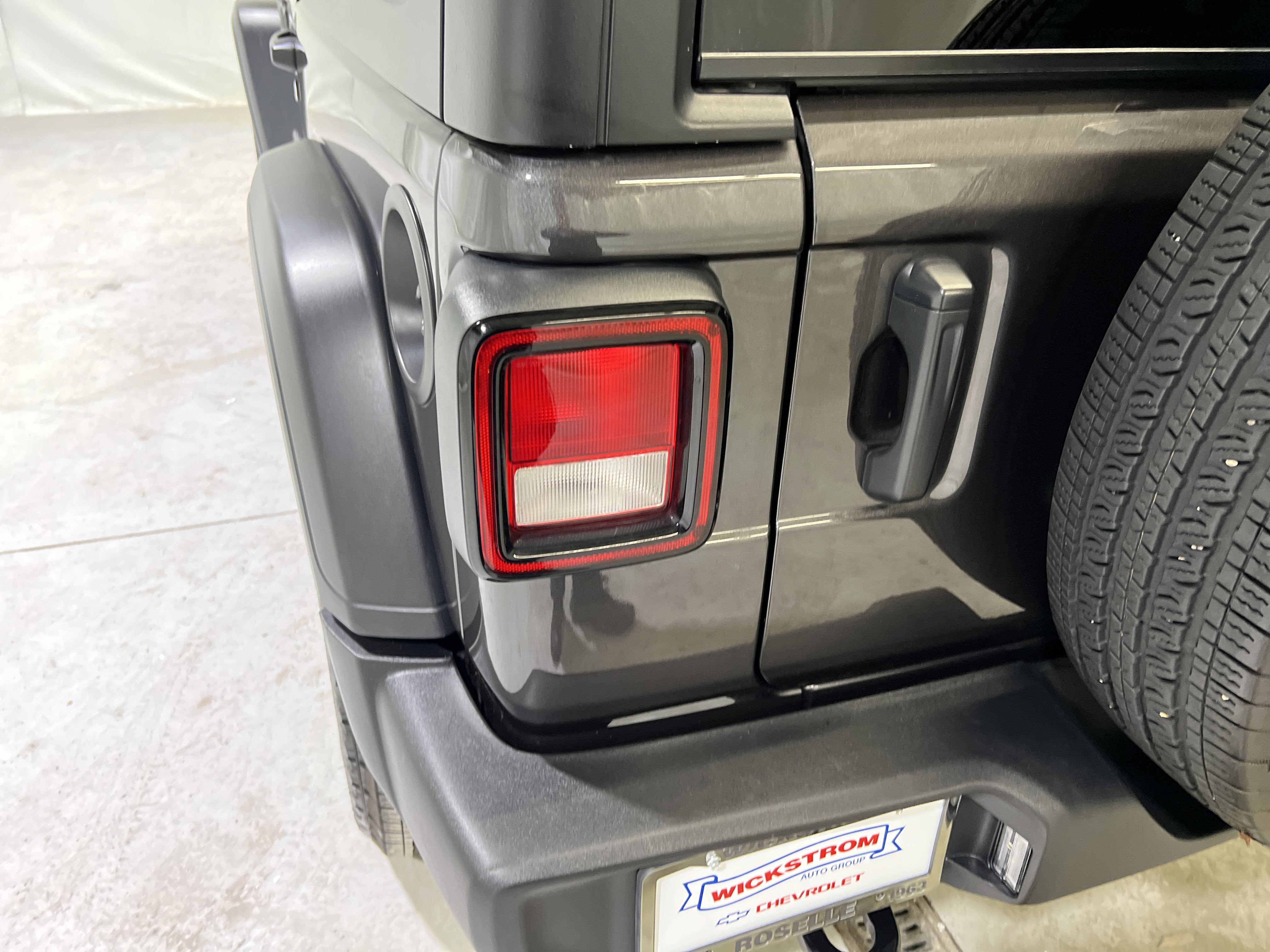 Used 2025 Jeep Wrangler Sport image 10