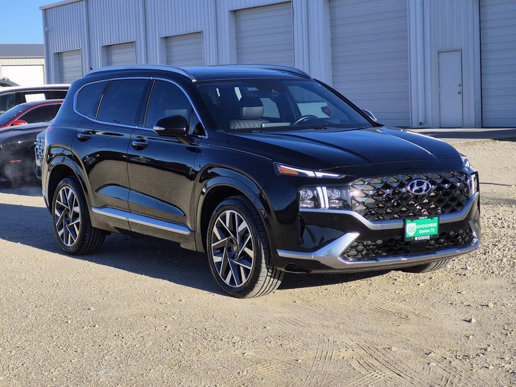 Used 2023 Hyundai Santa Fe Calligraphy FWD image 2