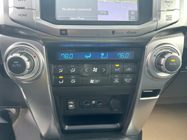 Used 2014 Toyota 4Runner Limited AWD/4WD image 46