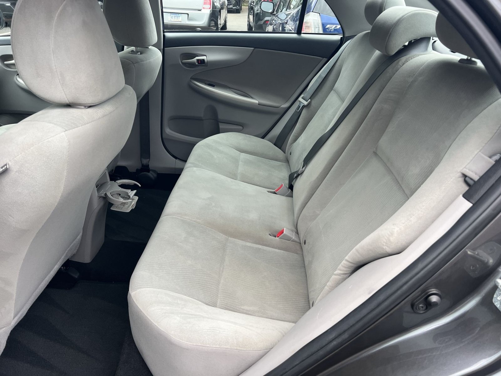 Used 2013 Toyota Corolla LE FWD image 22