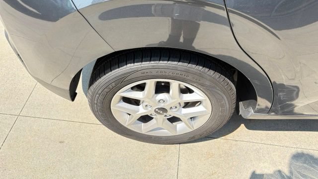 Used 2023 Kia Soul LX w/ Option Group 015 FWD image 10