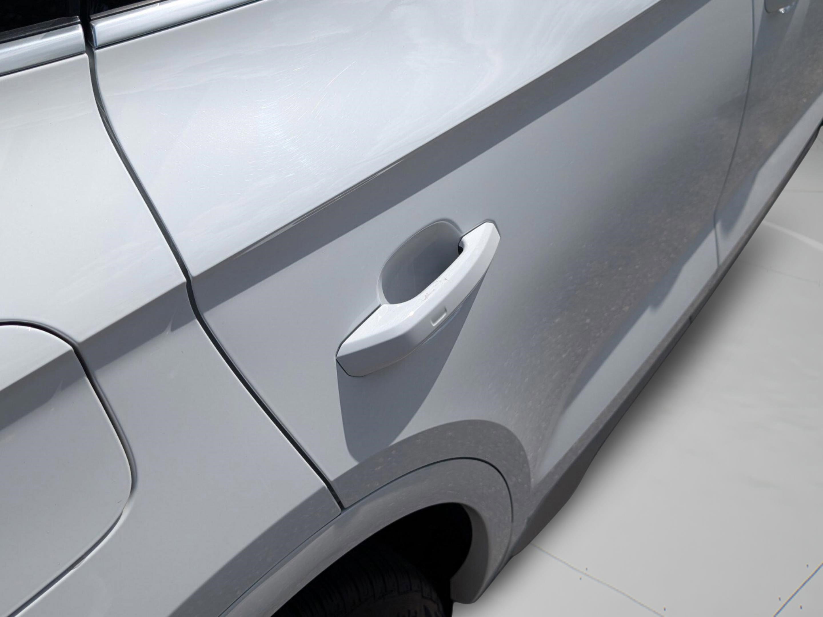 Used 2021 Audi Q5 Premium w/ Convenience Package image 41