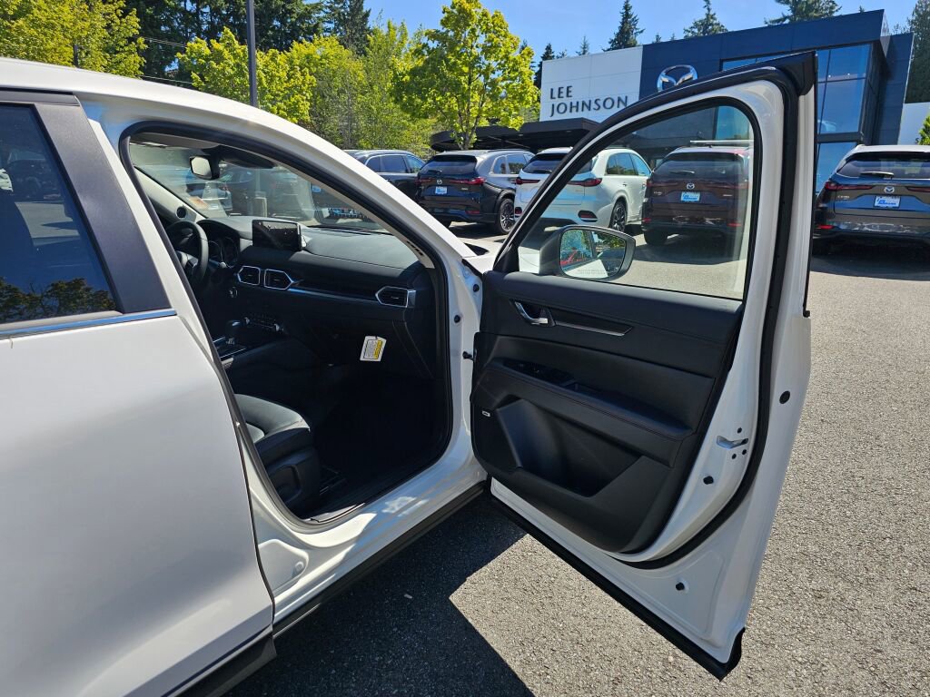 New 2025 MAZDA CX-5 Carbon Edition image 29