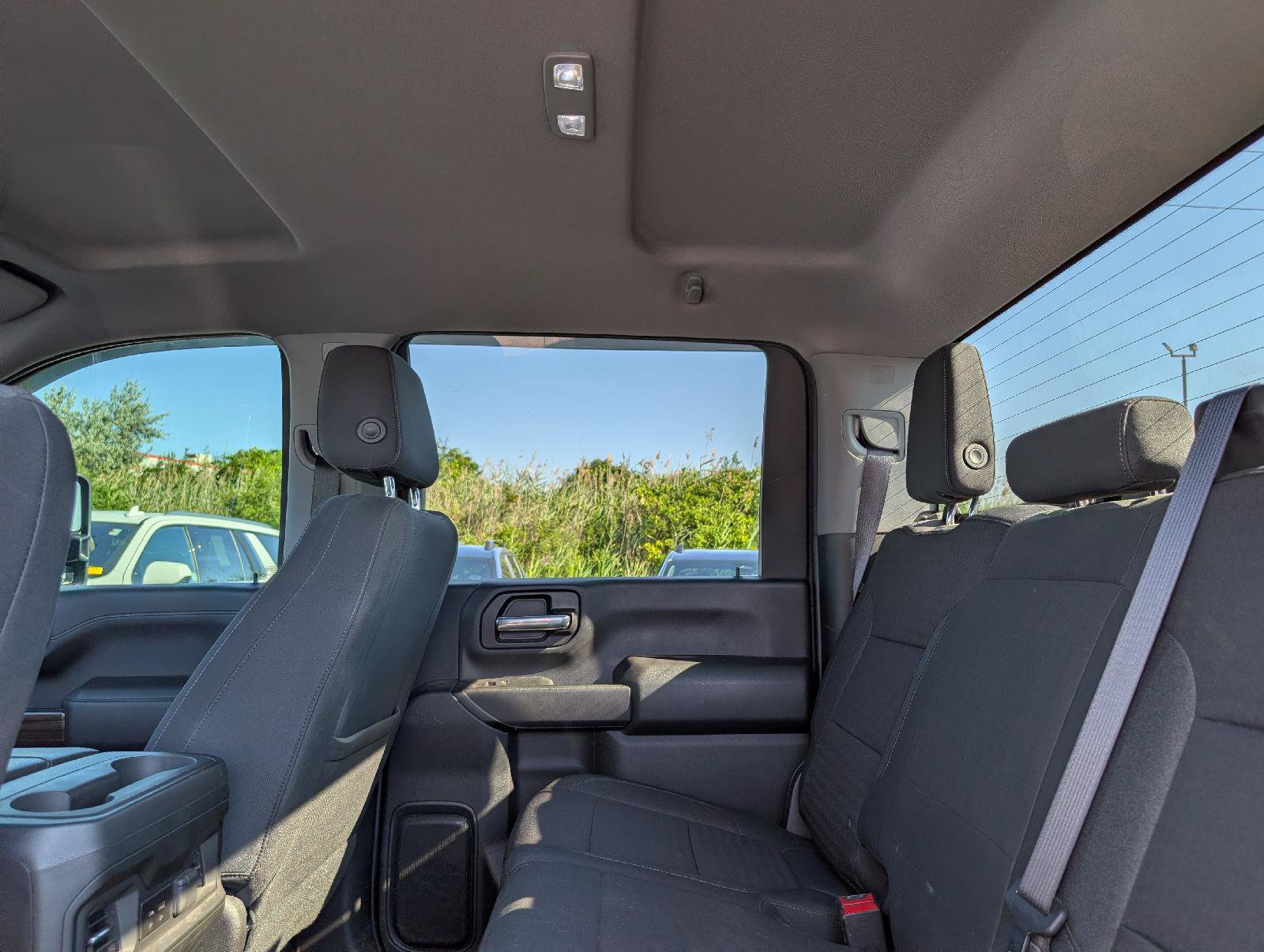 Used 2022 Chevrolet Silverado 2500 LT w/ Convenience Package AWD/4WD image 10